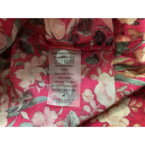 Peruvian Connection, Hibiscus "Vintage Rose" floral pattern Top size Small - Picture 5 of 9